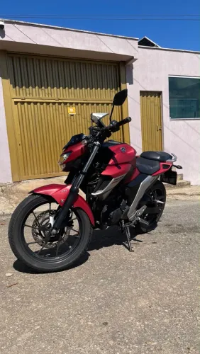 Yamaha Fazer250