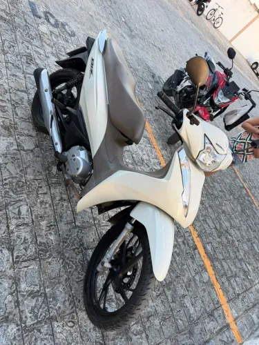 Honda Biz 125 EX/ 125 EX Flex 2024