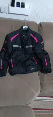 Jaqueta impermeável motoqueira X11 Feminina Preto e rosa - Tamanho GG 