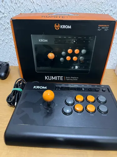 Controle Arcade Krom kumite