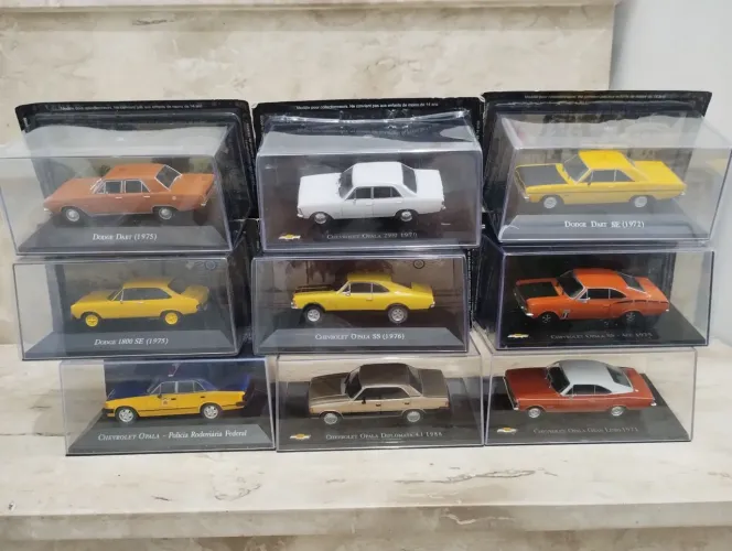 Miniaturas de carros 1/43