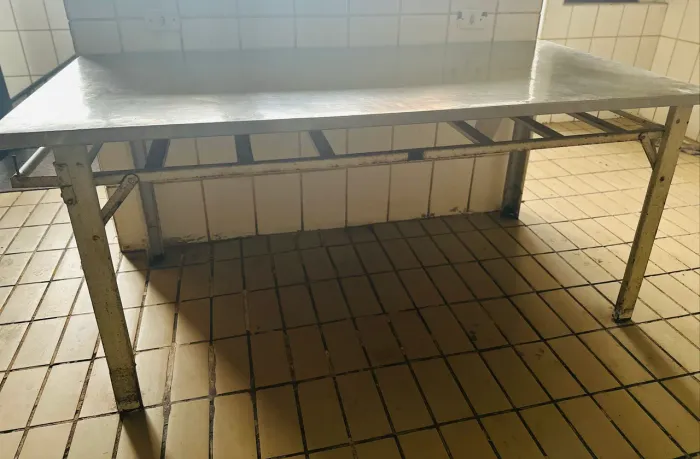 Mesa Industrial Base ferro Tampo de Aço Inoxidável 