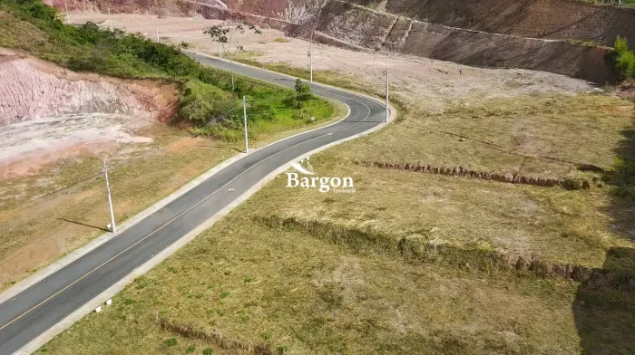 Terreno comercial com metragem a partir de 1.000 m² a venda no Condomínio Empresarial Salv