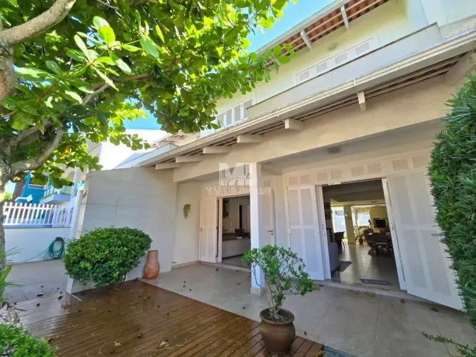 Imóvel para venda com 304 metros quadrados com 5 quartos em Tabuleiro - Barra Velha - SC