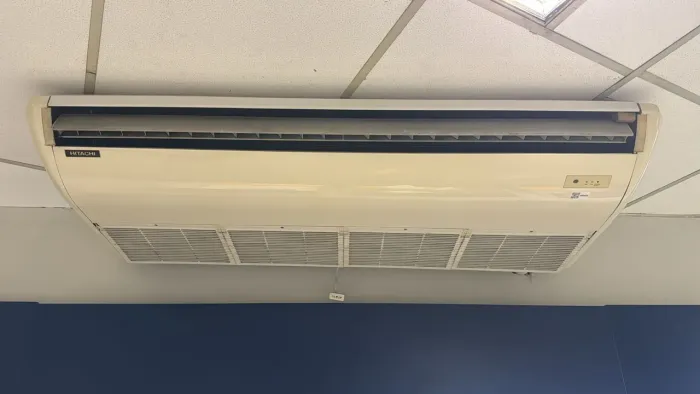 Ar condicionado Hitachi 48 mil 