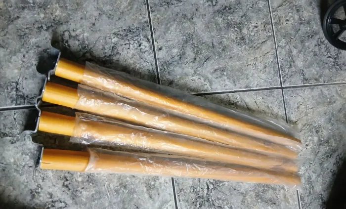 Pés de mesa madeira