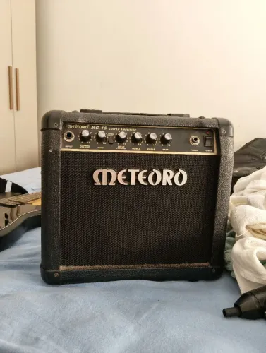 AMPLIFICADOR | METEORO MG-15