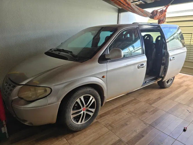 Chrysler Caravan LX 3.3 V6 182cv 2007