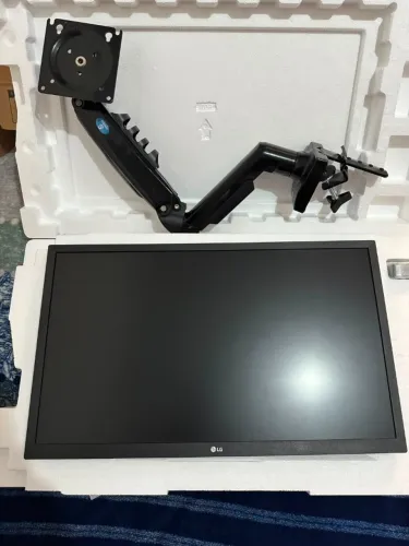 Monitor LG 25 Polegada + Suporte Articulado