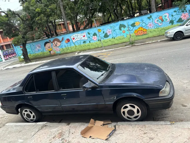 Chevrolet Monza GL 2.0 Efi/sl/l/650/club/barc.2e4p (álcool) 1994