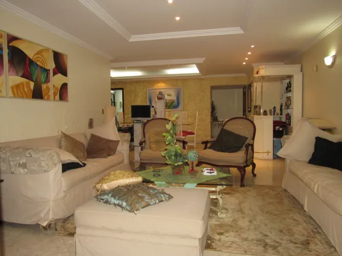 Linear com 224m²