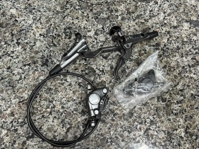 Freios XTR m9000
