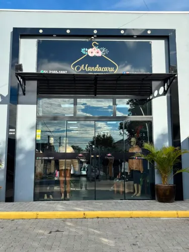 Vendo Ótimo ponto/ loja.