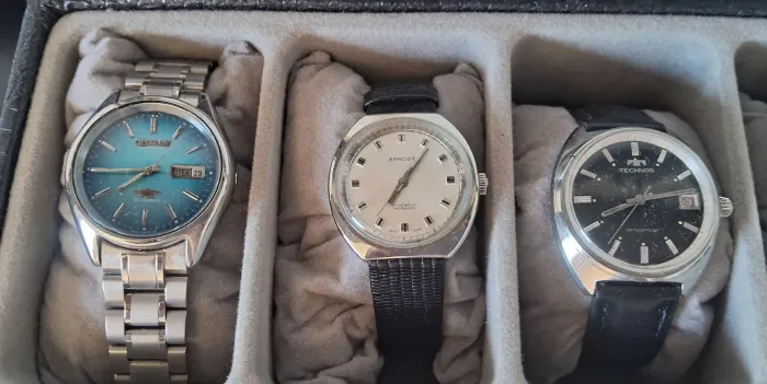 Relógio automático vintage Citizen Technos Titus Jupiter e Sandoz