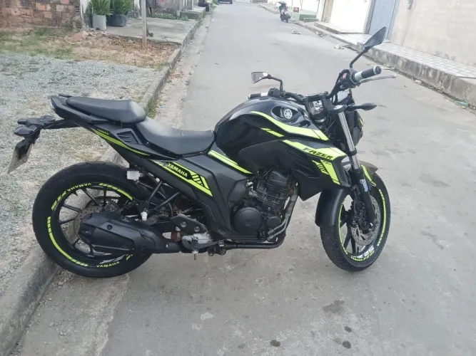 Moto muito boa