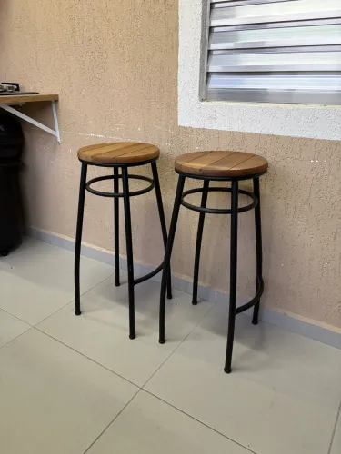 Banquetas Leroy