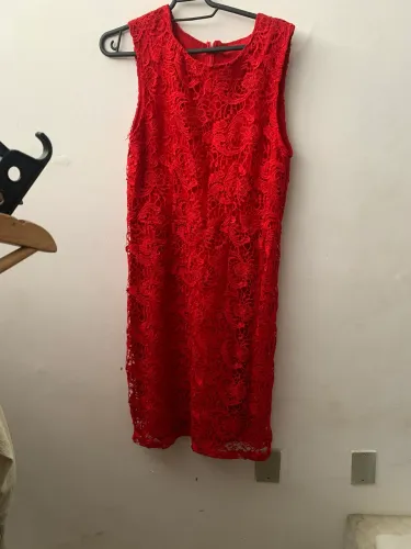 Vestido feminino de renda vermelha