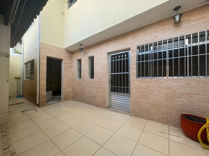 Casa de vila para locação em Vila Leopoldina com 2 quartos, 80m²