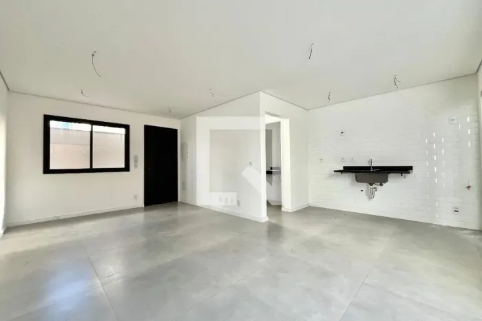 Casa à Venda - Saúde, 3 Quartos, 137 m2