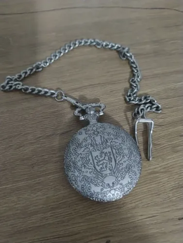 Relógio antigo de bolso húngaro