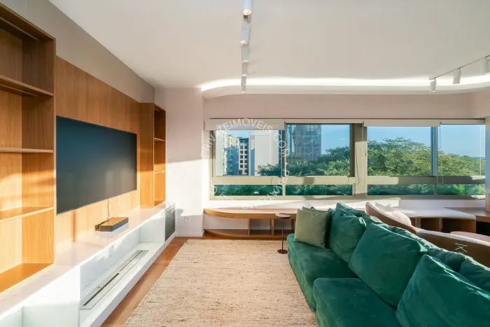 Apartamento mobiliado para alugar no Praia de Belas com 3 quartos (3 suítes)