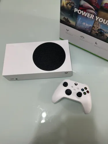 Xbox Series S 512gb Branco Bem Conservado
