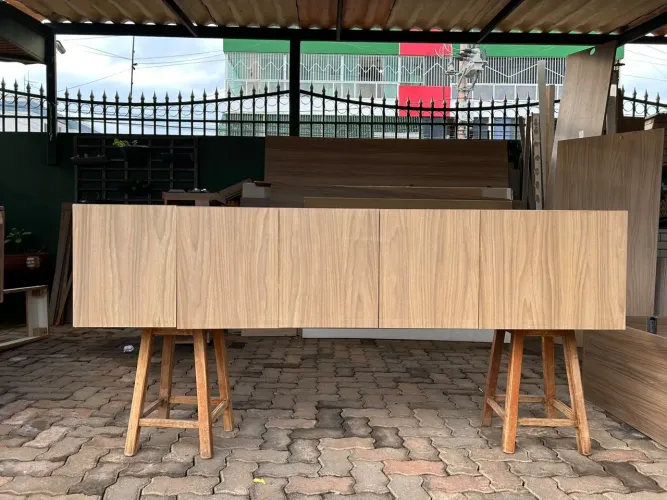 Armário em MDF madeirado 1.80×0.45 e 0.45 de profundidade