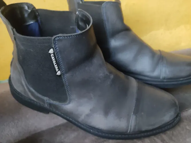 Bota Cavalera couro