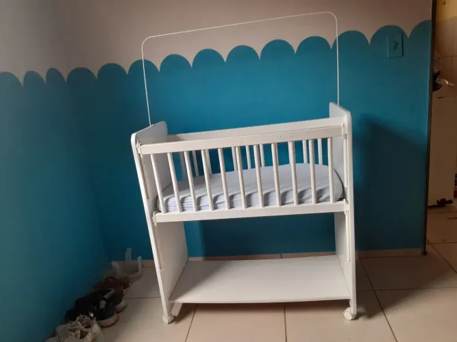 Vende-se mini berço 