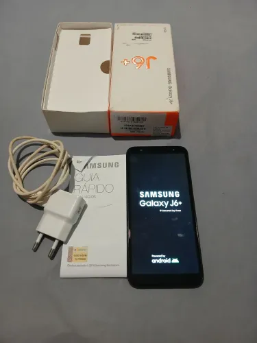 Samsung J6+