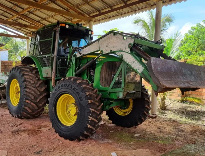 Trator John Deere 6170J ano 2019 com implementos
