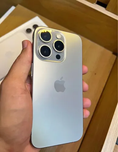iPhone 15 pro 128gb natural