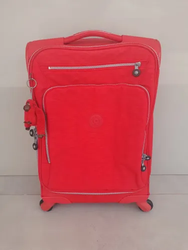 Mochila de rodinha Kipling vermelha 