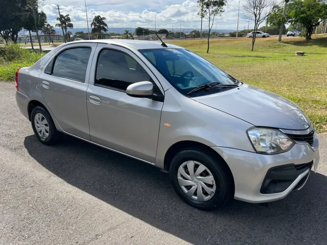 Toyota Etios X Sedan 1.5 Flex 16V 4P Mec. 2018