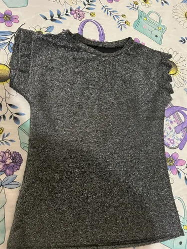 Blusa Preta com Brilho e Paetês - Elegante e Estilosa ?