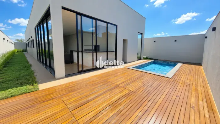 Casa nova em condomínio com 3 suítes e armarios planejados disponível para locação e venda