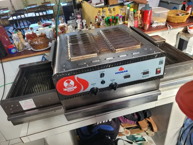 Forno esteira