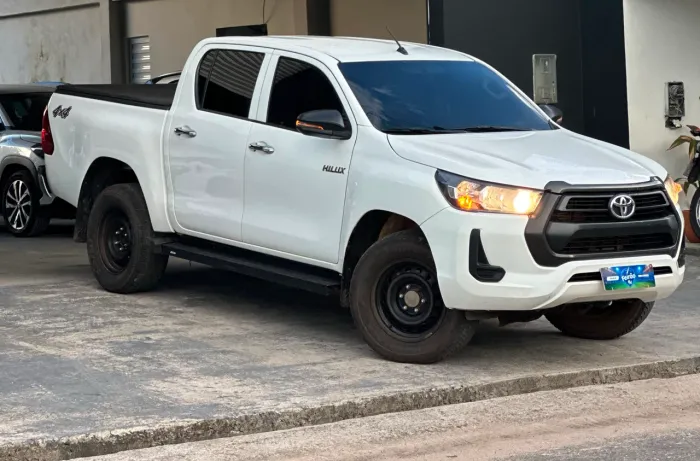 Toyota Hilux CD 4X4 2.8 Diesel Mec. 2021