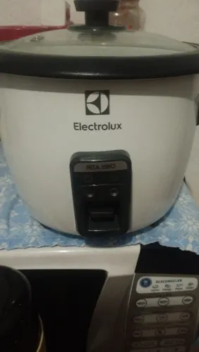 Panela elétrica de arroz 
