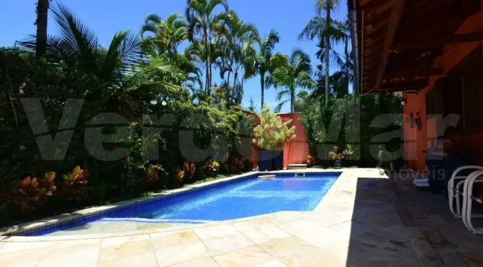 Casa A Venda no Condomínio Granville na praia da Enseada - Guarujá.