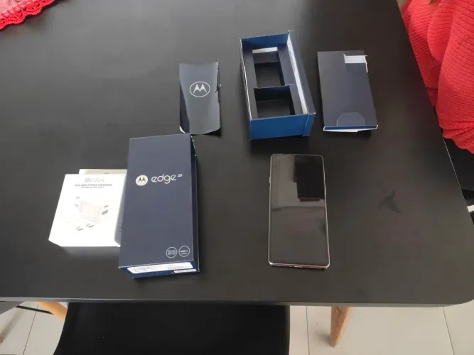 Motorola Edge 20
