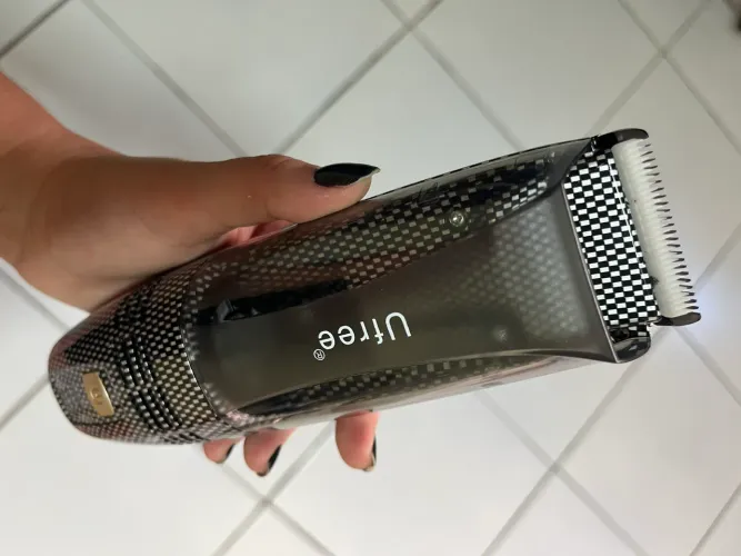 Maquina de cortar cabelo UFREE U-77