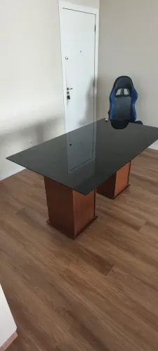 Mesa 160 x 95 cm em vidro 