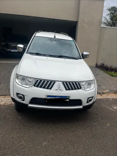Mitsubishi Pajero Dakar 3.2 4X4 T.i. Dies. 5P Aut. 2013