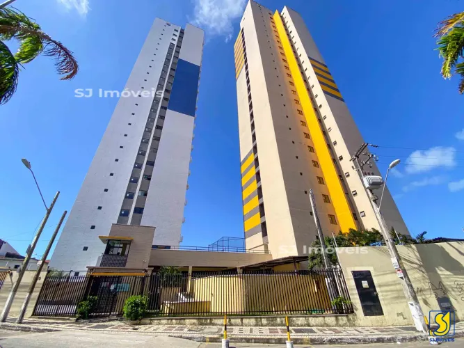 Apartamento com 1 suíte, 1 quarto e varanda em Jacarecanga