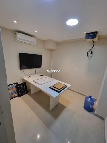 Loja Triplex 95m² no O2 Corporate Barra: Mobiliada, Pronta Para Seu Negócio!
