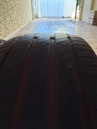 Par de Pneu Aro 17 Michelin