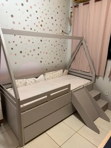 Bicama infantil com escada