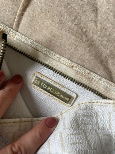Necessaire