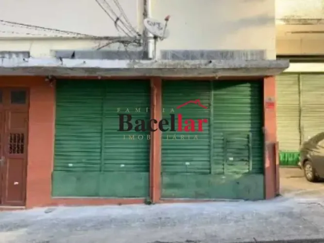 Loja : / Comercial / São Cristóvão